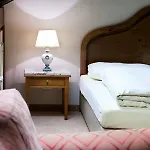 Atel Lasserhof Hotel