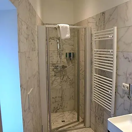 Atel Lasserhof 3* Salzburg