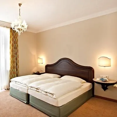Atel Lasserhof 3* Solnohrad