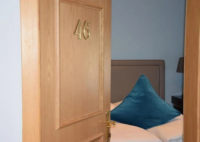 Atel Lasserhof Hotel 3*