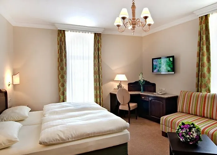 Atel Lasserhof Hotel Solnohrad