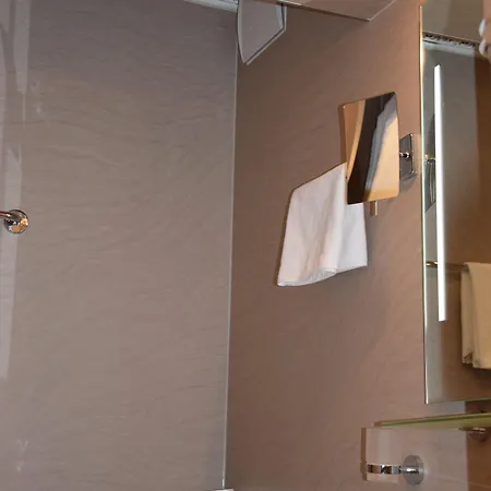 拉瑟霍夫安特宾馆 3* 萨尔茨堡