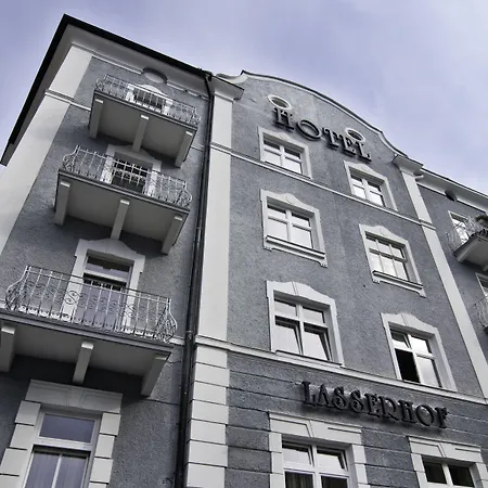 拉瑟霍夫安特宾馆 3*