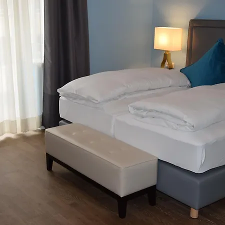 拉瑟霍夫安特宾馆 酒店